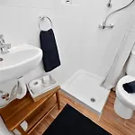 公寓 R64 - Cosy House In The Heart Of