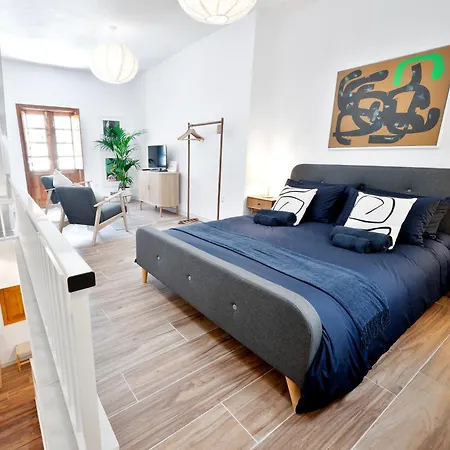 R64 - Cosy House In The Heart Of Appartement *